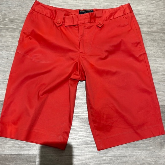 Banana Republic - Picture 1 of 2